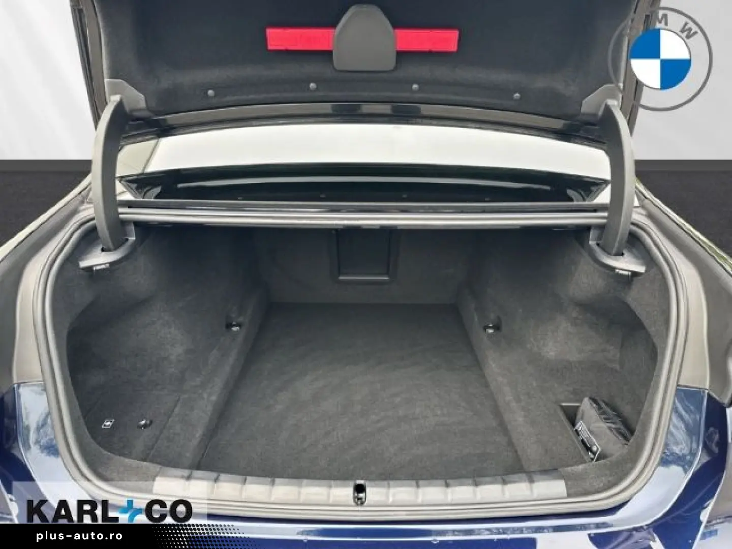 BMW 740 dA xDr. M-SportPRO B&W Executive Lounge TV