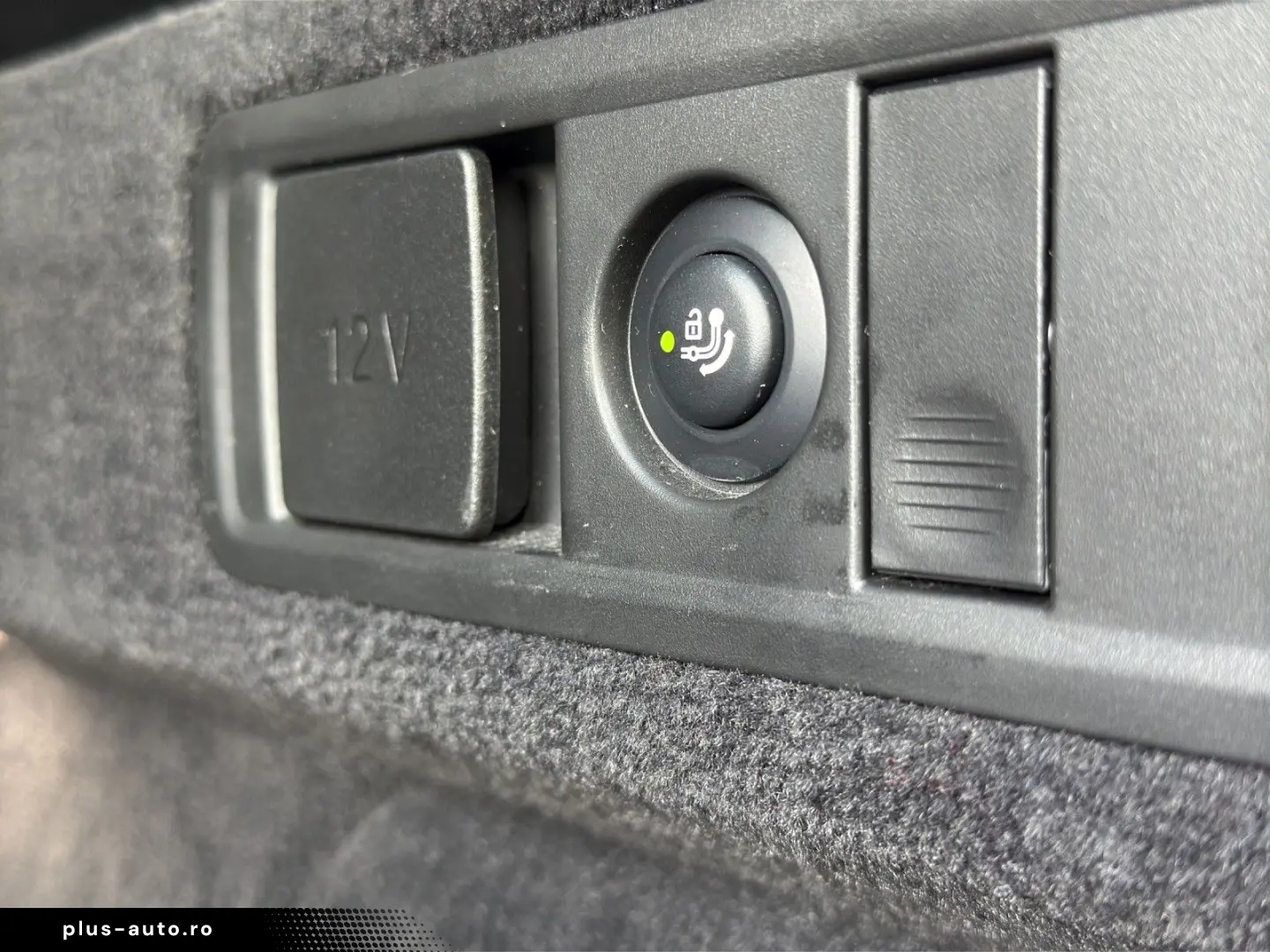 BMW X5 M60 i LED LEDER HUD AHK STHZ PANO SURROUND VI