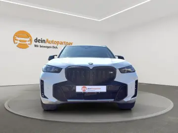 BMW X5 M60 LED LEDER HUD AHK STHZ PANO SURROUND VIEW