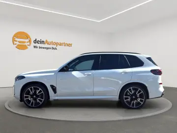 BMW X5 M60 LED LEDER HUD AHK STHZ PANO SURROUND VIEW