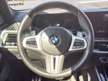 BMW X5 M60 LED LEDER HUD AHK STHZ PANO SURROUND VIEW