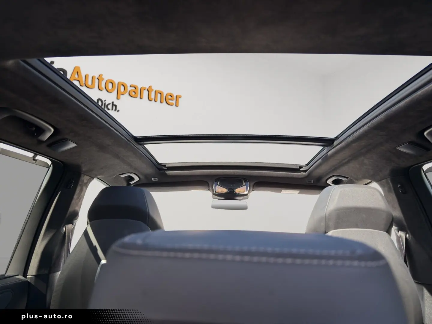 BMW X5 M60 LED LEDER HUD AHK STHZ PANO SURROUND VIEW