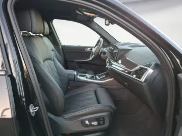 BMW X5 M60i Driving Pro Pano Standheizung