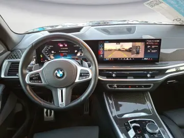 BMW X5 M60i Driving Pro Pano Standheizung