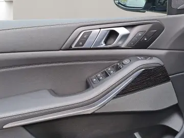 BMW X5 M60i xDrive M Sport AHK Harman K Kamera LED