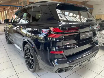 BMW X5 M60i xDrive  SkyLounge AHK H&K Standheizung
