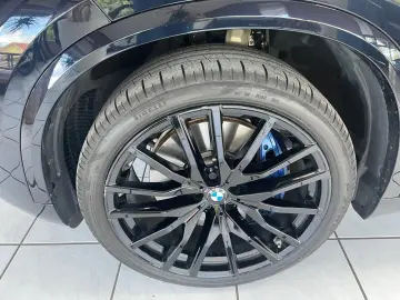 BMW X5 M60i xDrive  SkyLounge AHK H&K Standheizung