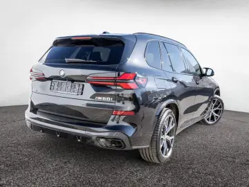BMW X5 M60i xDrive PRO AHK PANO AKTIVLENK H K NAVI