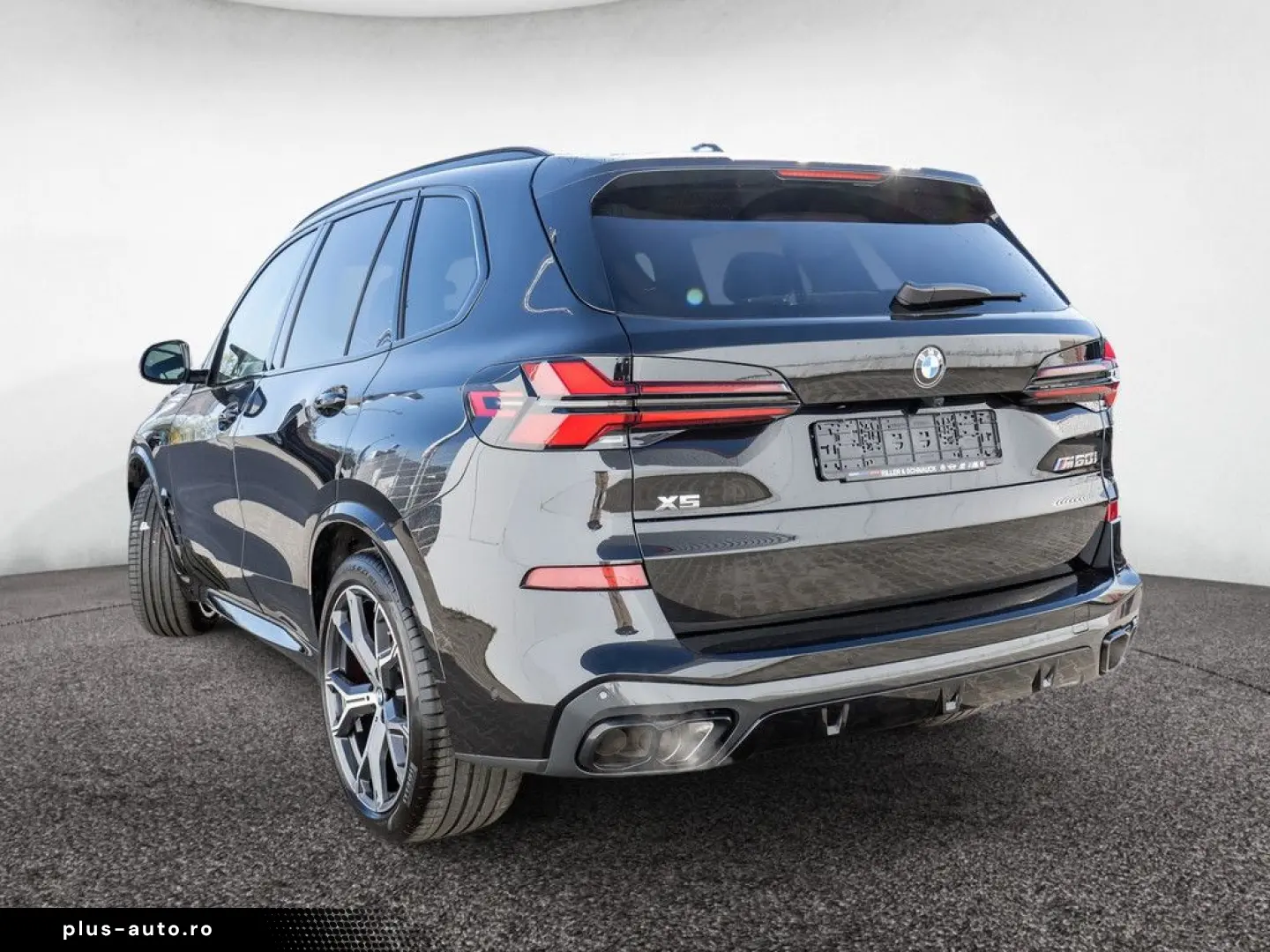 BMW X5 M60i xDrive PRO AHK PANO AKTIVLENK H K NAVI