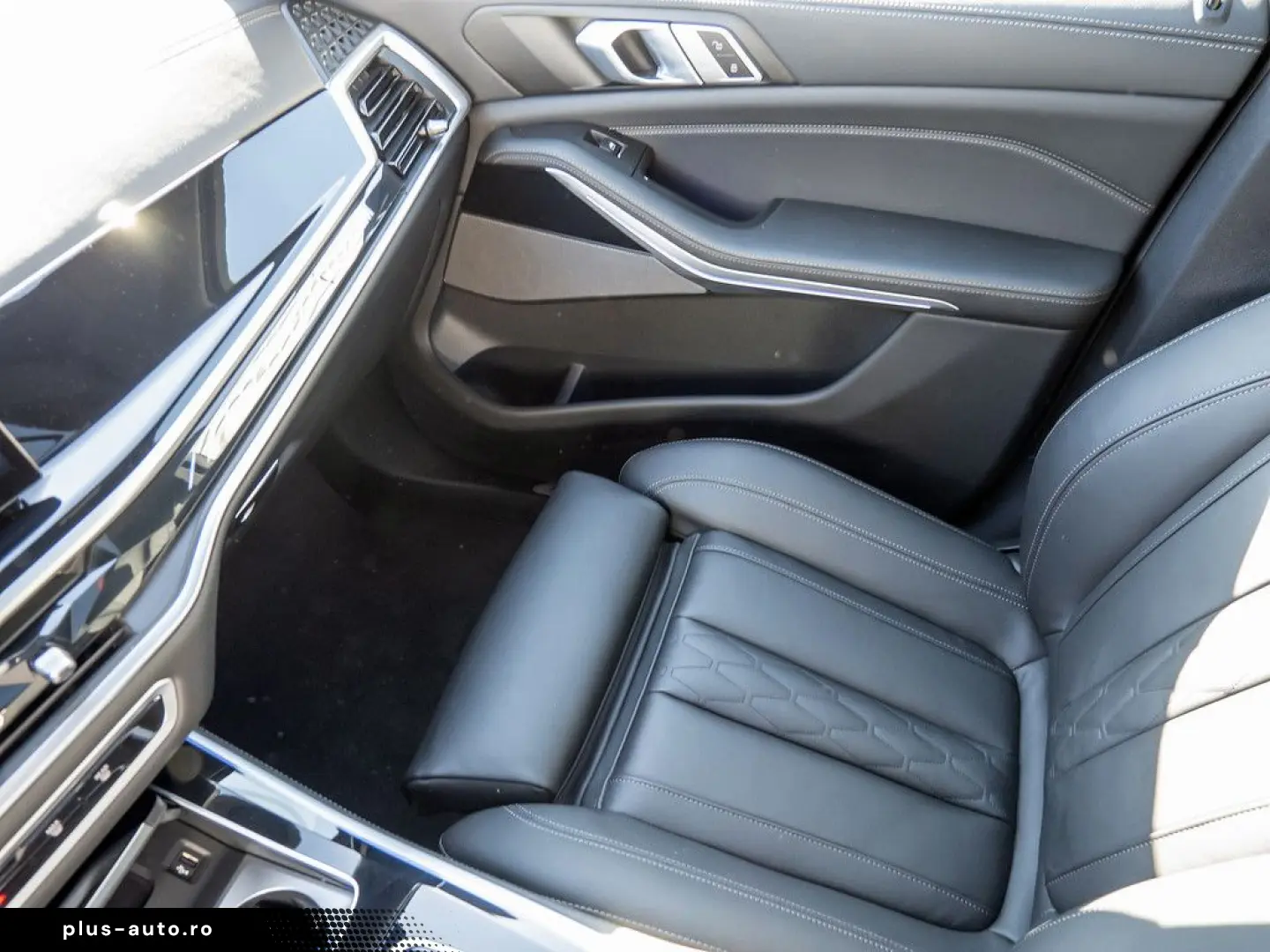 BMW X5 M60i xDrive PRO AHK PANO AKTIVLENK H K NAVI