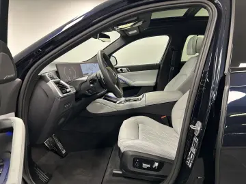 BMW X6 xDrive40d M Sportpaket Pro Pano. AHK Massagef
