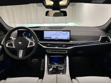 BMW X6 xDrive40d M Sportpaket Pro Pano. AHK Massagef
