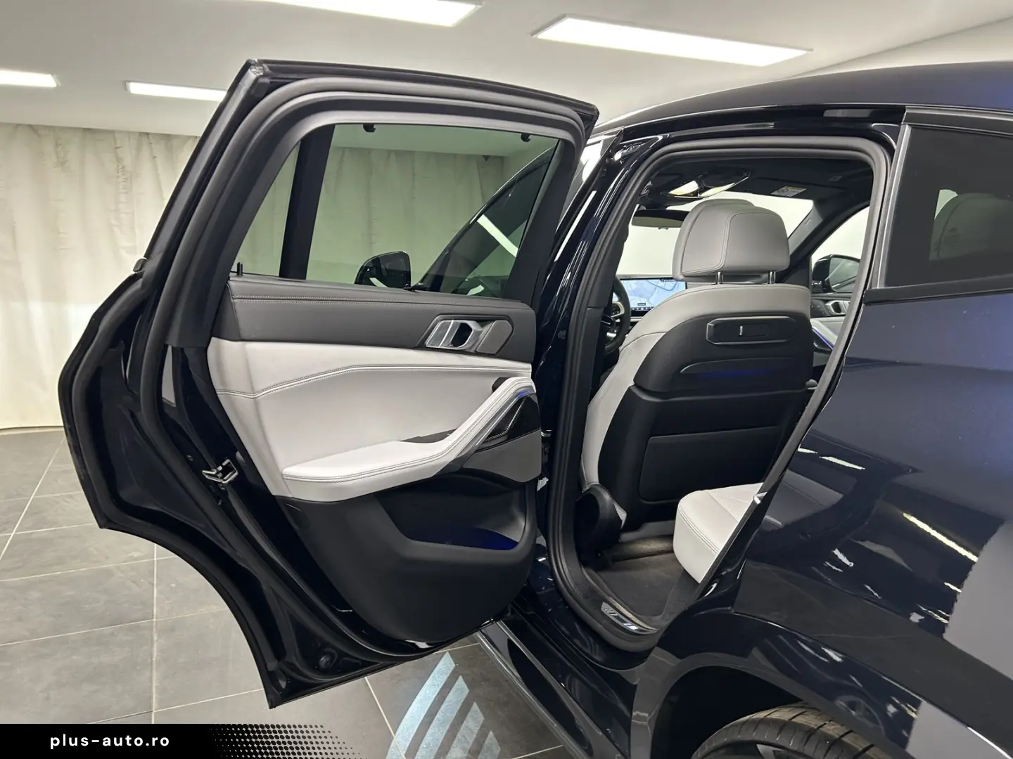 BMW X6 xDrive40d M Sportpaket Pro Pano. AHK Massagef