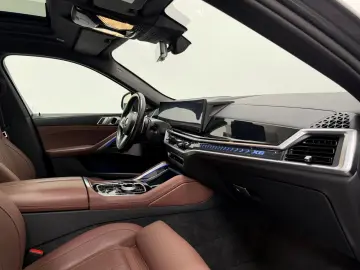 BMW X6 30 d xDrive M Sport HUD Luft AHK PANO SKYLOUN