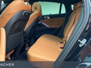 BMW X6 xDrive30d A Pano AHK Leder Autom