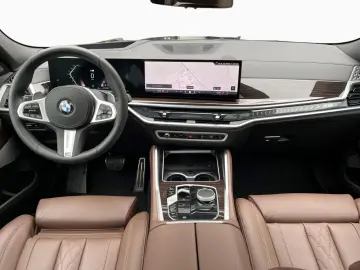 BMW X6 xDr40d M Sport 22  StHz Pano AHK AutoB SoftCl