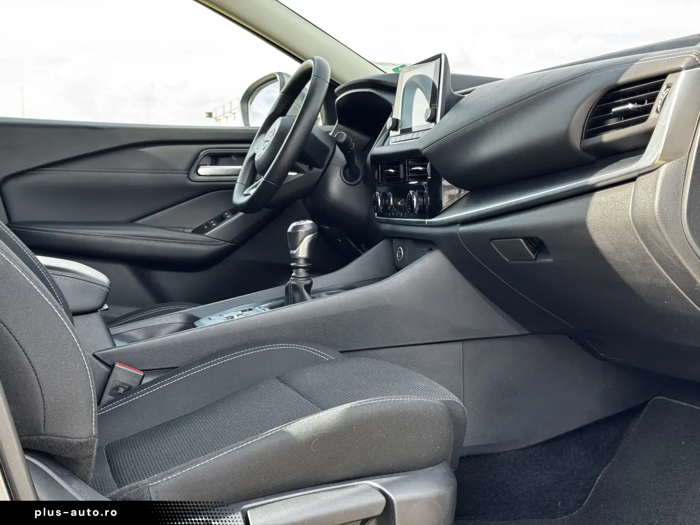 Nissan Qashqai 1.3 l 156CP 6MT MHEV Tekna