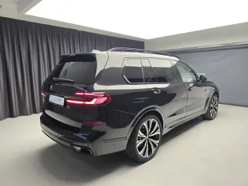 BMW X7 xDrive 40d M MHEV 7 locuri