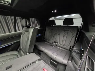 BMW X7 xDrive 40d M MHEV 7 locuri