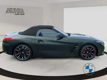 BMW Z4 M40i Frozen Green 19 20  ACC HUD H K
