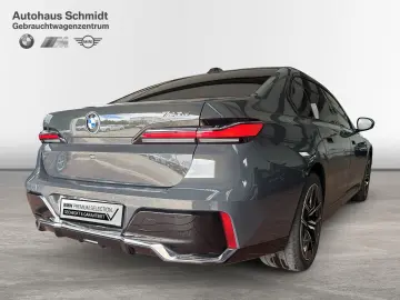 BMW 740d xDrive Limousine M Sportpaket