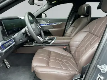 BMW 740d xDrive Limousine M Sportpaket