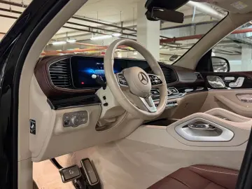 MERCEDES-BENZ GLS 600 Maybach 4Matic