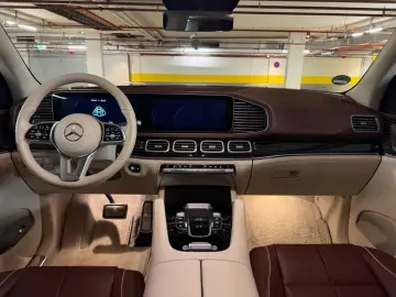 MERCEDES-BENZ GLS 600 Maybach 4Matic