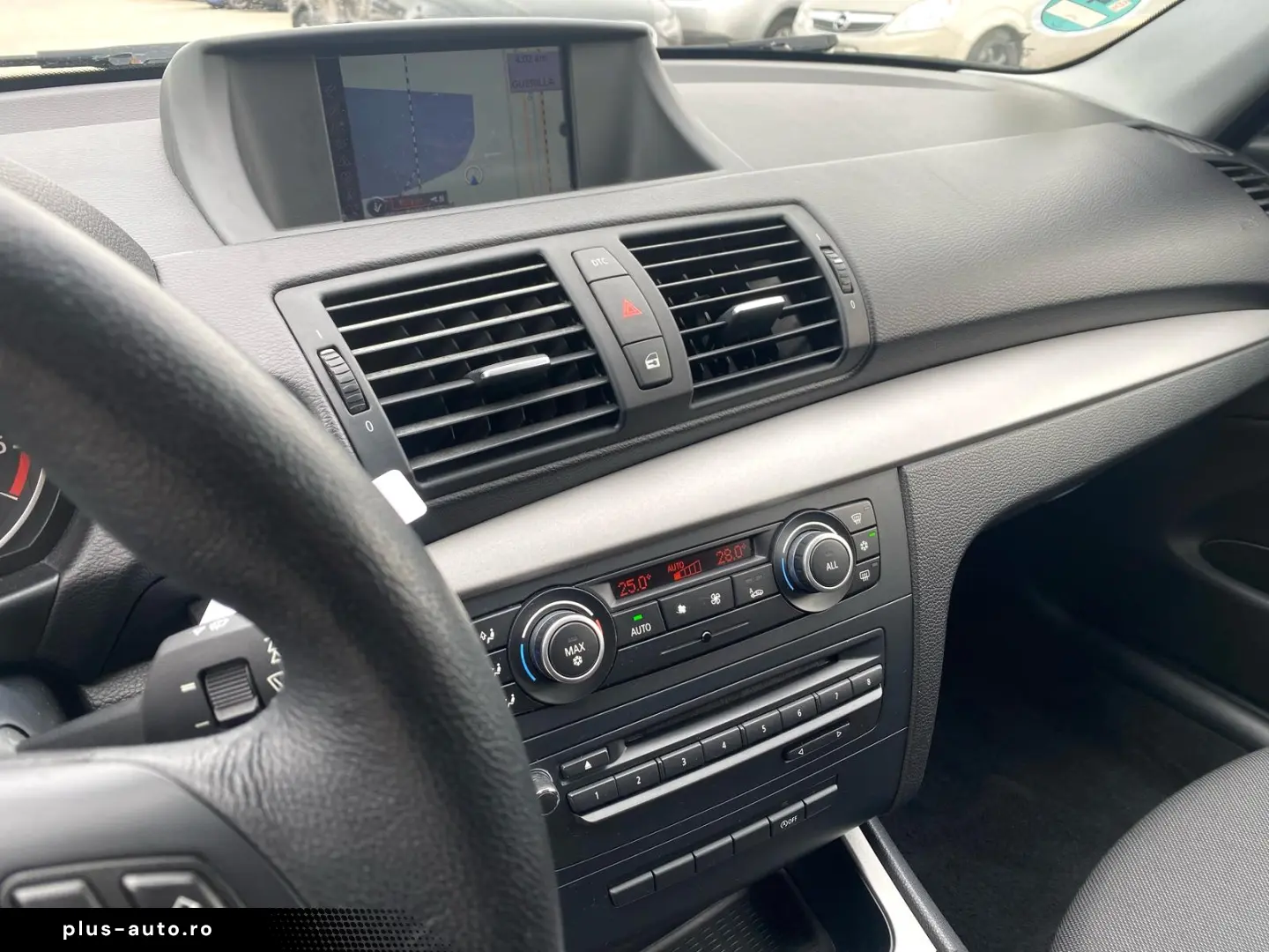 BMW Seria 1 2.0d 143CP