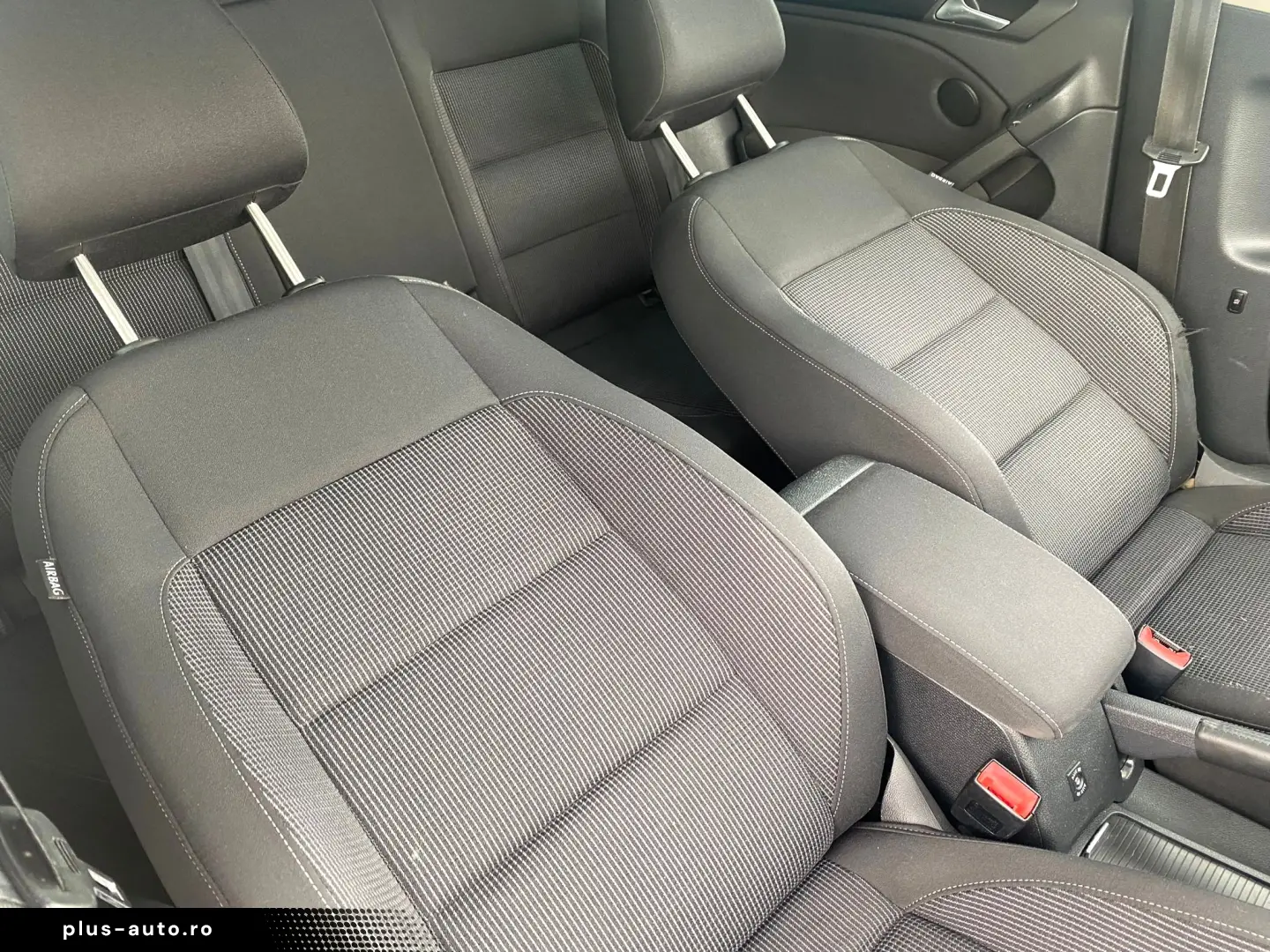 Volkswagen GOLF VI 2.0 TDI 140CP 4x4