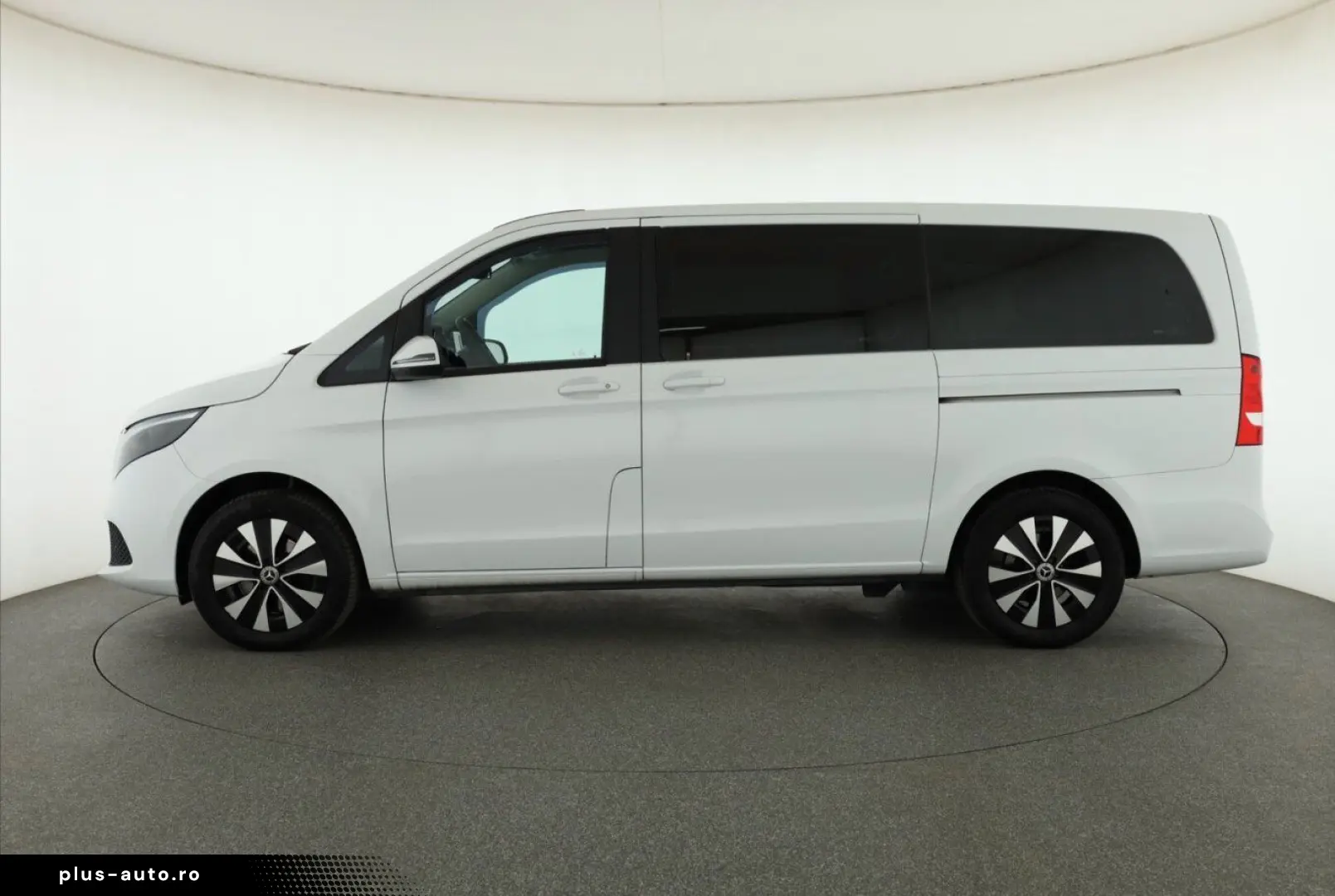 MERCEDES-BENZ V