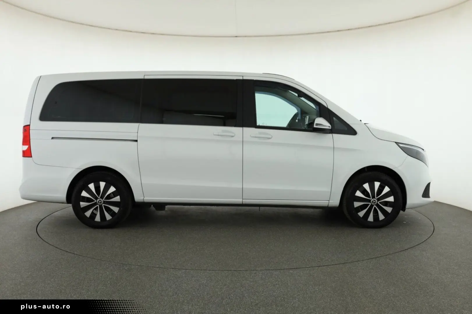 MERCEDES-BENZ V
