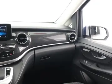 MERCEDES-BENZ V