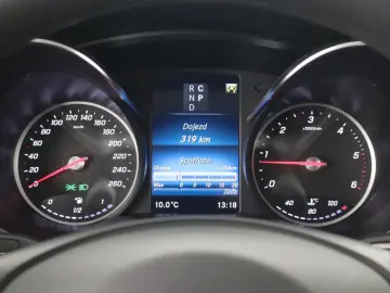 MERCEDES-BENZ V