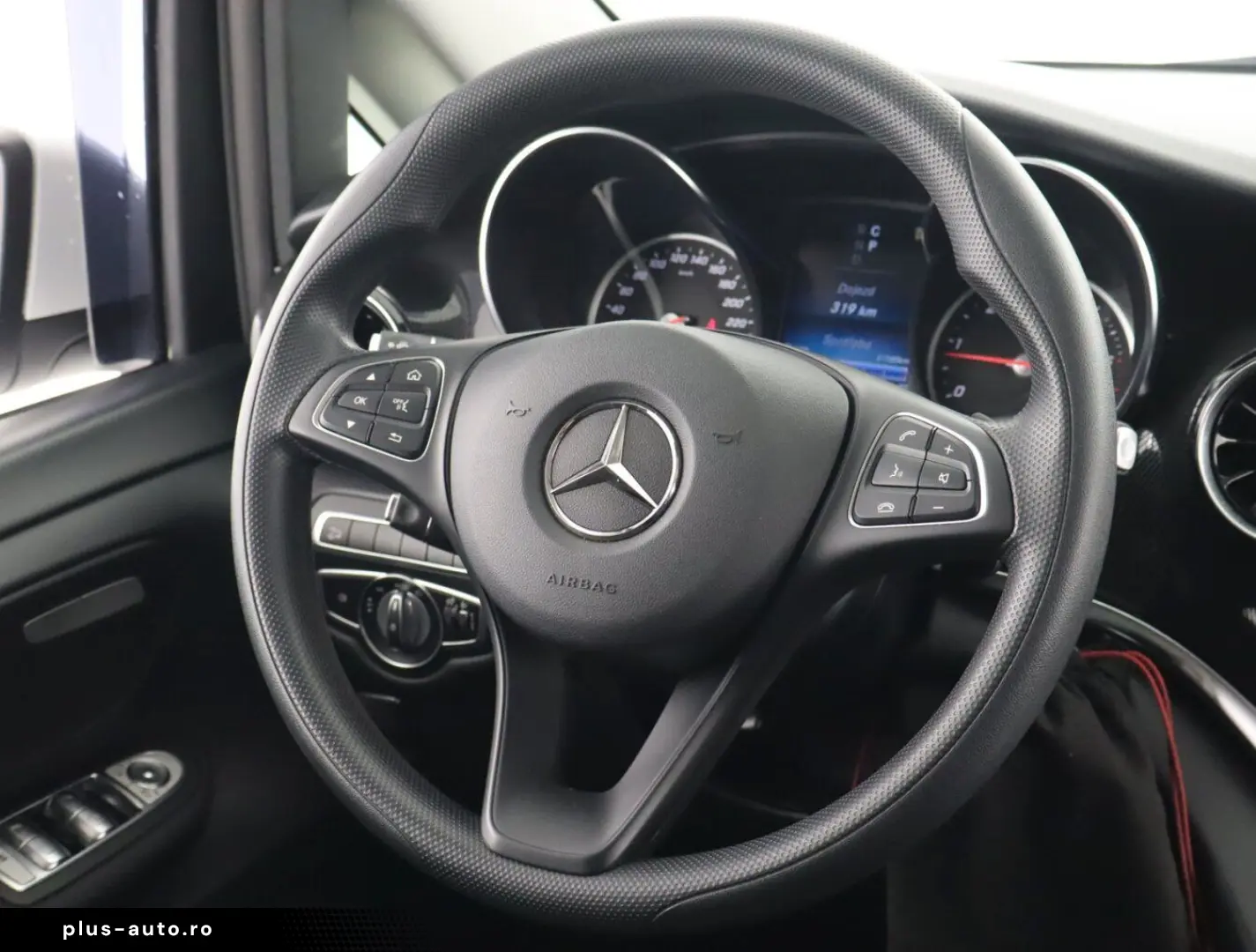 MERCEDES-BENZ V