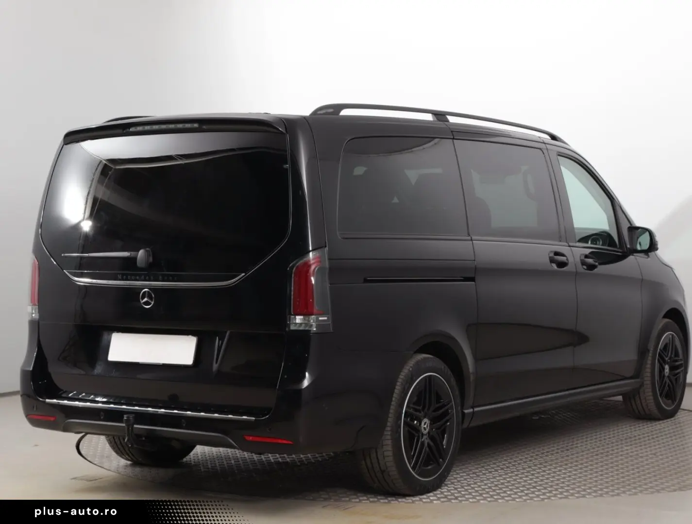 MERCEDES-BENZ V