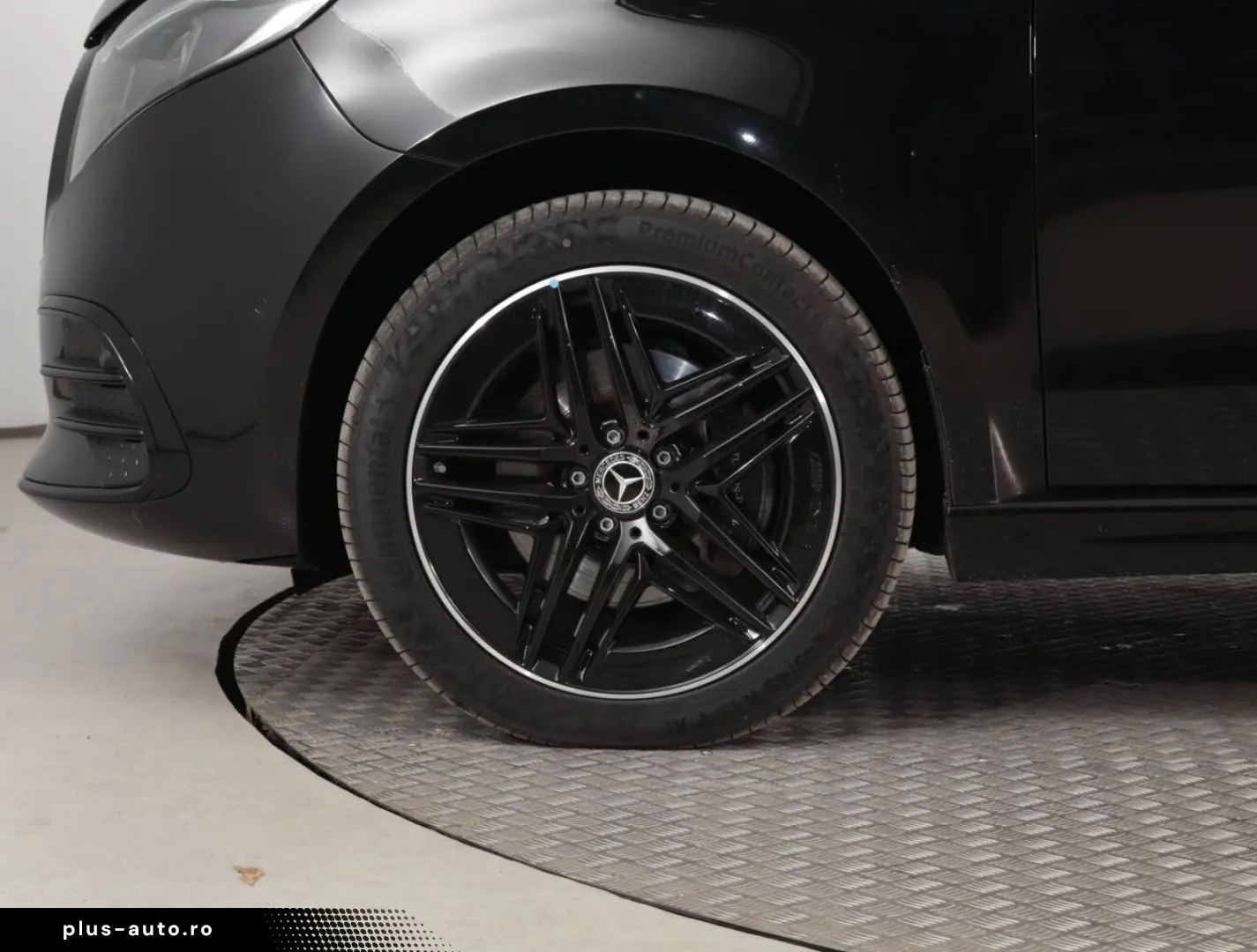 MERCEDES-BENZ V