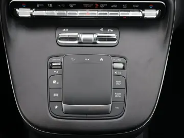 MERCEDES-BENZ V
