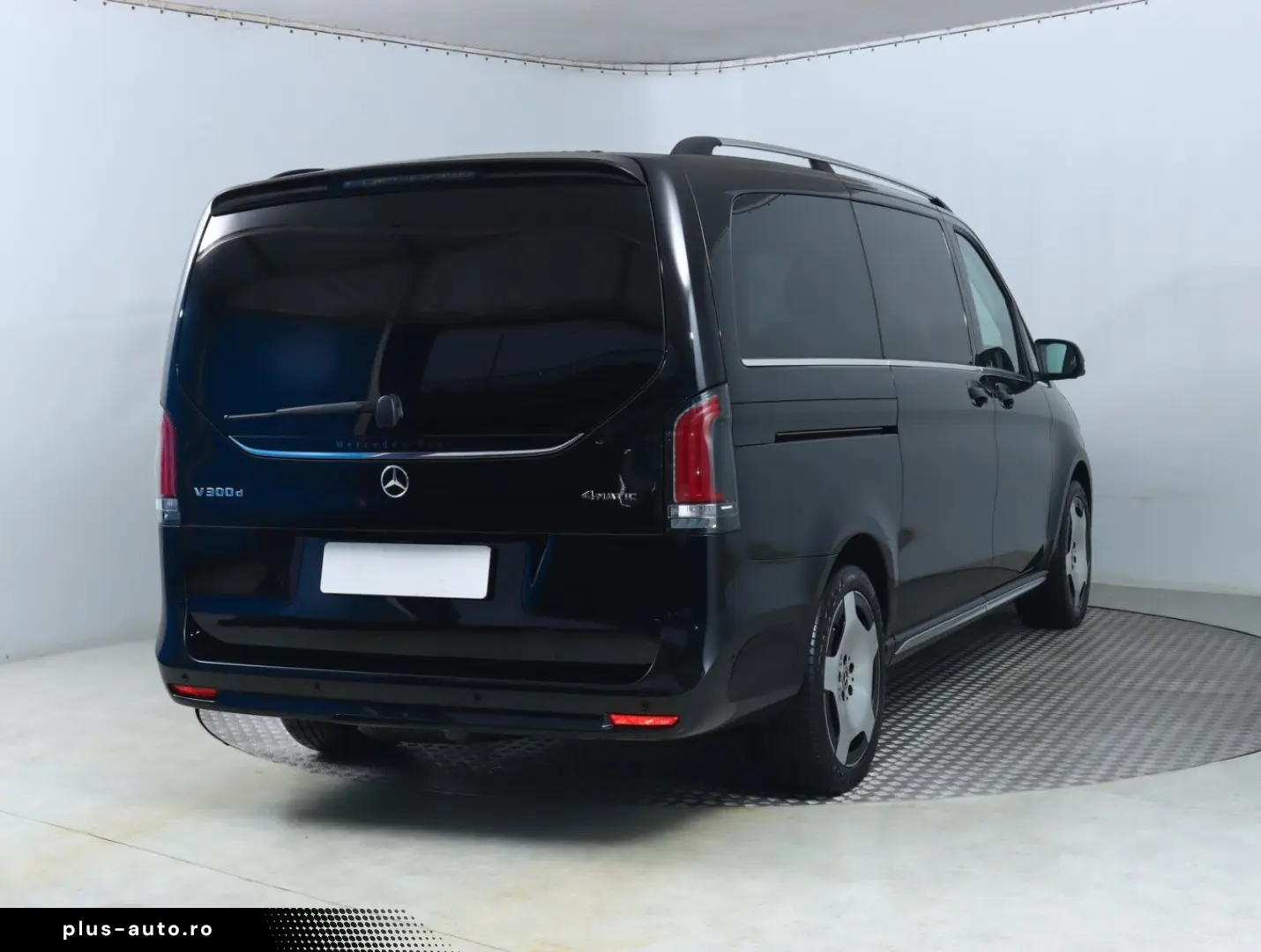 MERCEDES-BENZ V