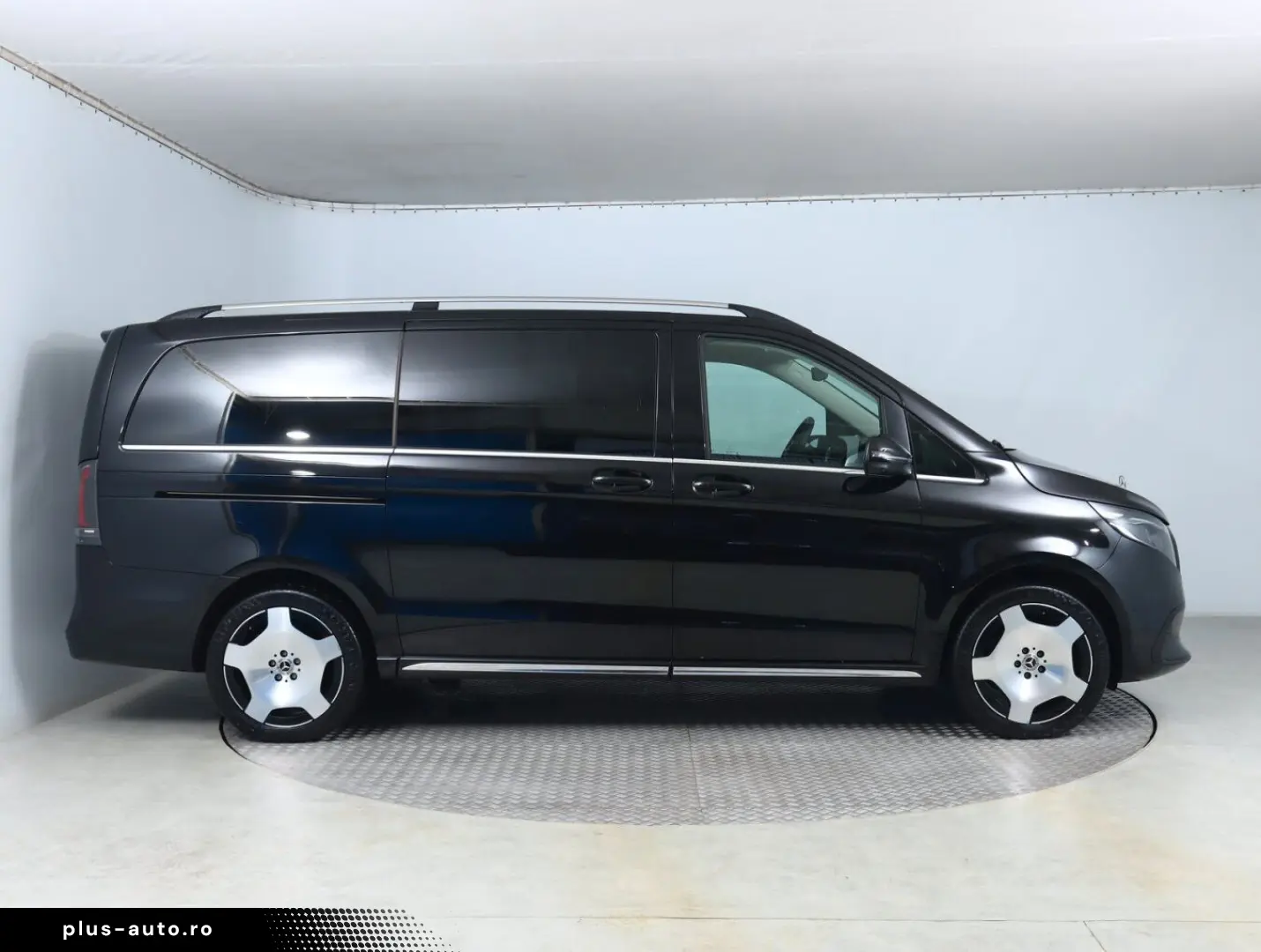 MERCEDES-BENZ V