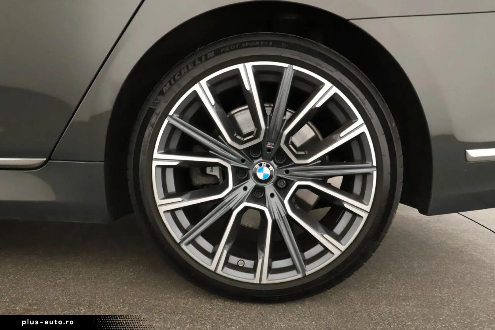 BMW 7