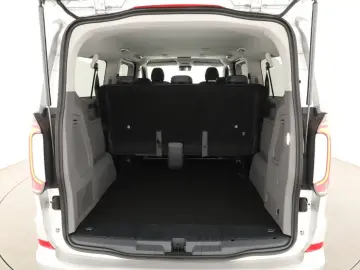 VW Caravelle