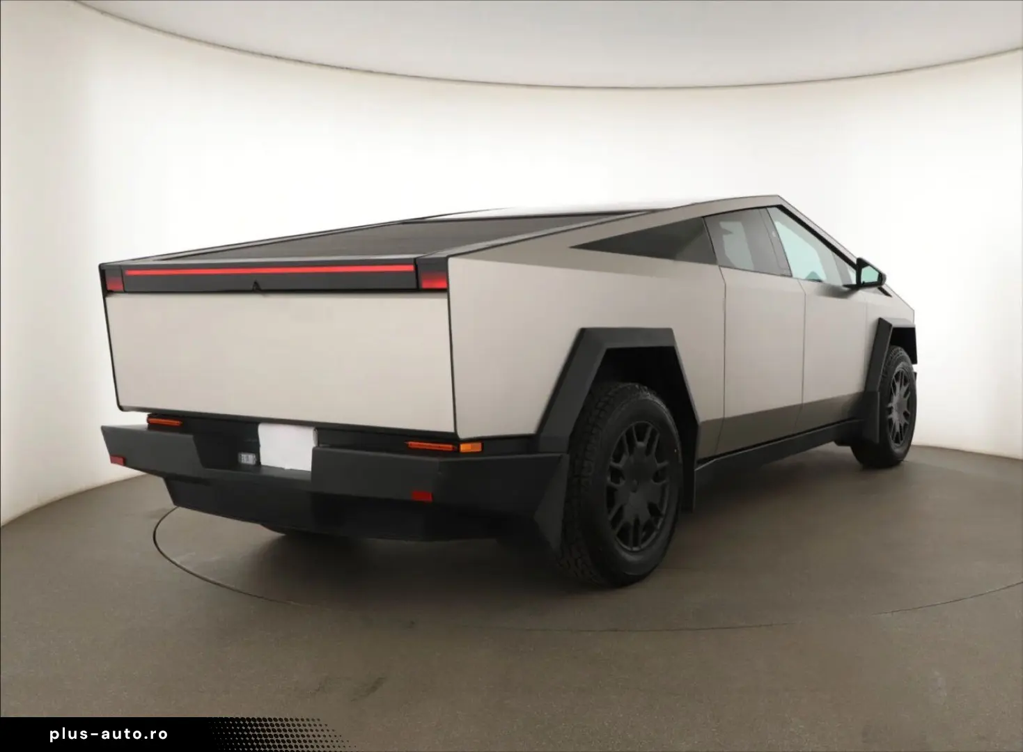 TESLA Cybertruck