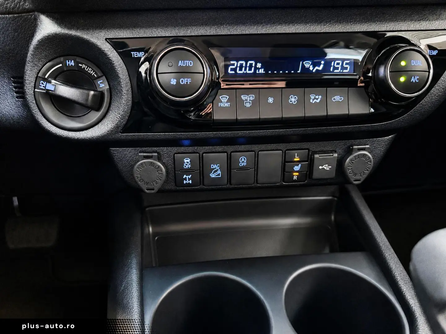 Toyota HILUX Style Automat
