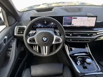 BMW X5 M60i xDr MPRO AHK Pano HUD AdpLED DAPro STHZ