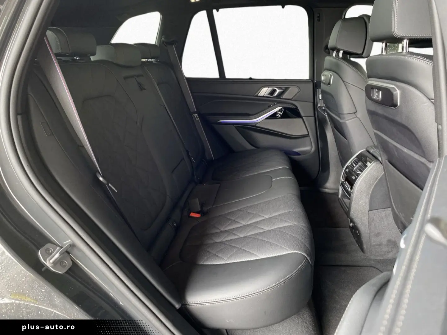 BMW X5 M60i xDr M SPORT PRO 2Achs AHK Pano StHz H K
