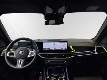 BMW X5 M60i xDrive AHK Pano DA-Prof. Standhzg. 21 LM