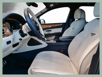 BENTLEY Bentayga S V8    BENTLEY DÜSSELDORF