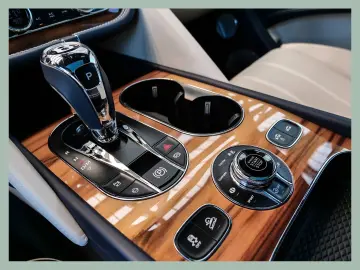 BENTLEY Bentayga S V8    BENTLEY DÜSSELDORF