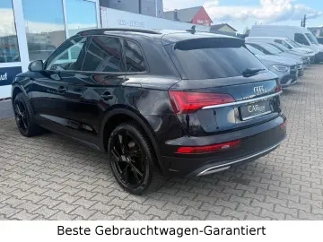 AUDI Q5 50 TFSI e  Quattro S-Line Garantie Scheckheft